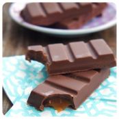 Barrinhas de chocolate recheadas de caramelo