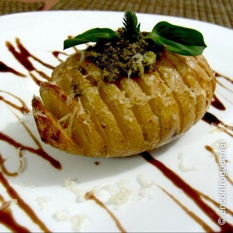 Batata Haseelback ao pesto e aceto balsâmico