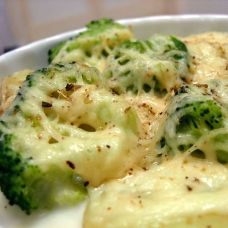 Dourado de batata e brócolis