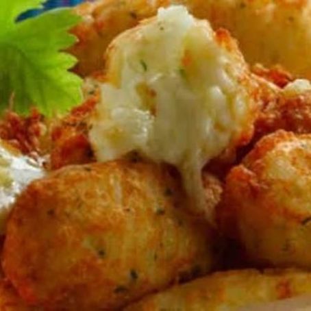 Bolinho de arroz com queijo