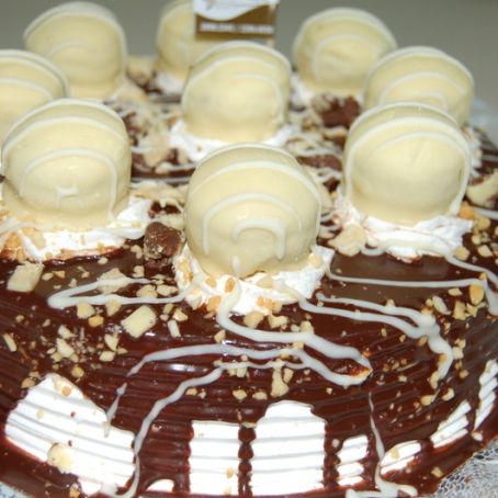 Bolo bombom de chocolate branco