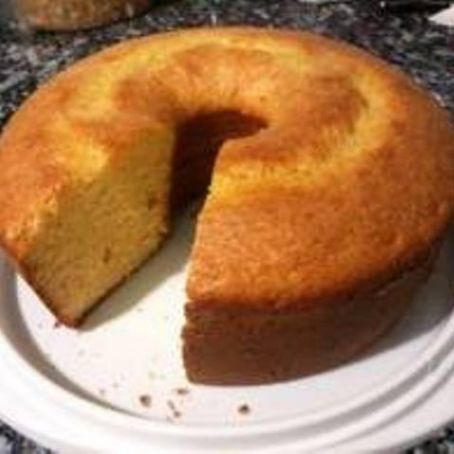 Bolo Fácil de Fubá