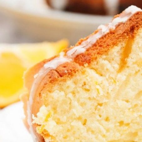 Bolo de laranja no liquidificador