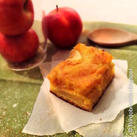 Bolo de maçã às camadas