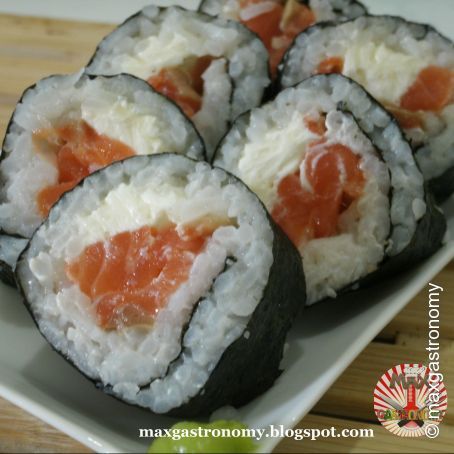 Philadelphia Maki (Rolinho Filadelfia)