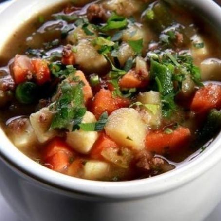 Carne de panela com legumes