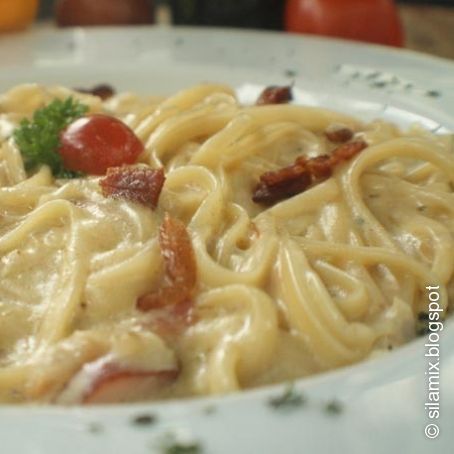 Massa à carbonara