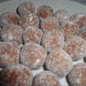 Cajuzinho de doce de leite