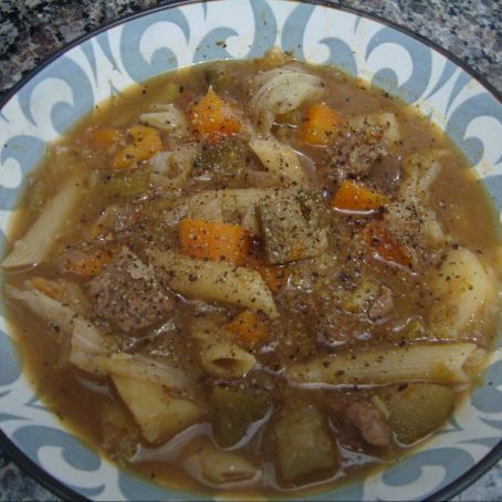 Sopa de legumes com macarrão