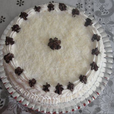 Bolo mousse de coco
