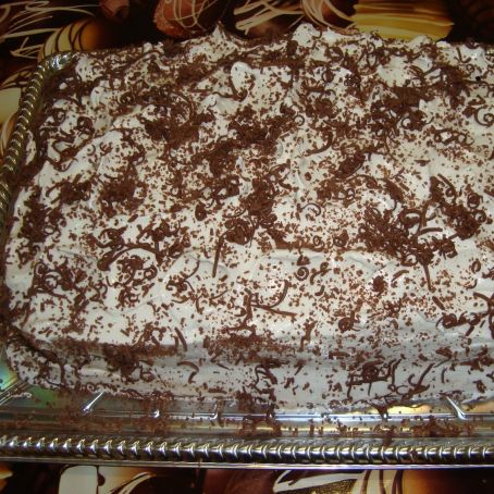 Bolo com Recheio de Mousse  e Cobertura de Marshmallow