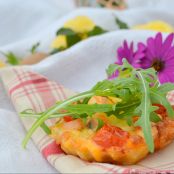 Tarteletes de salmão e tomate cherry