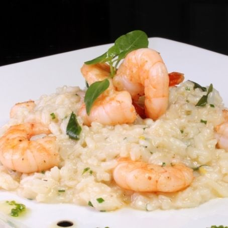 Camarões com Arroz à Provençal