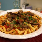 Penne com Iscas de Carne