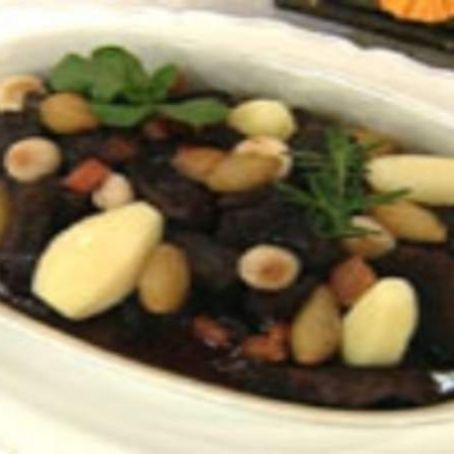 Cubos de carne ao bourguignon