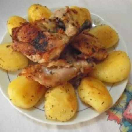 Frango ao Forno com Batatas e Óregano