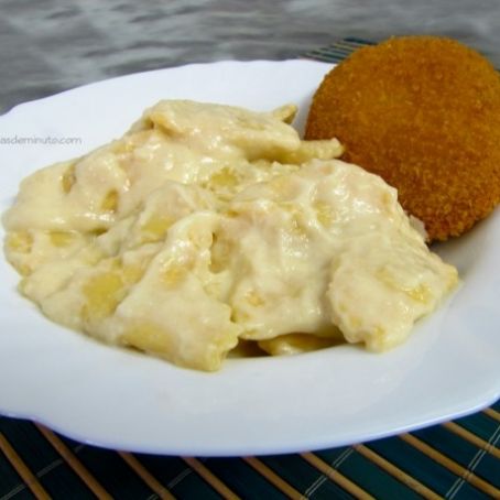 Moho branco com queijo