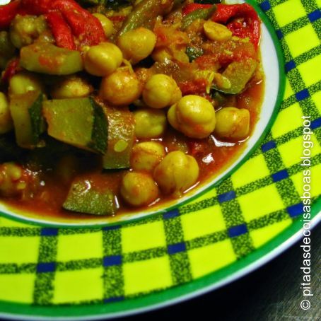 Caril de grão e pimento assado