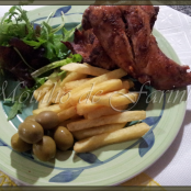 Coelho em vinha-de-alhos assado na brasa