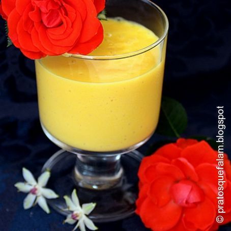 Lassi de Manga e Cardamomo