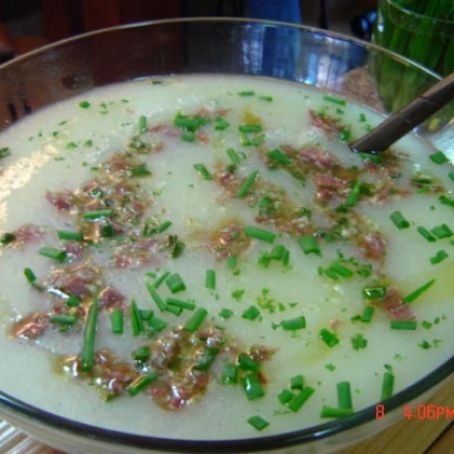 Caldo de Mandioca com Carne Moída