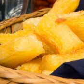 Mandioca Assada Crocante