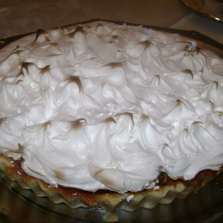 Torta de Banana com Suspiro