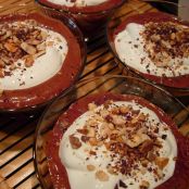 Mousse de chocolate com nozes e natas