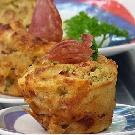 Muffin salgado de salaminho