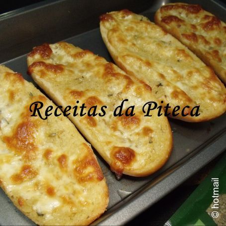 Pães de alho e queijo caseiros