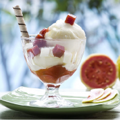 Sorvete de Queijo com Calda de Goiabada de liquidificador