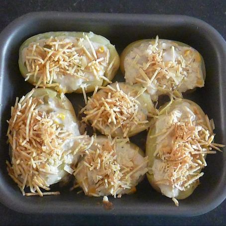 Batatas recheadas com molho branco