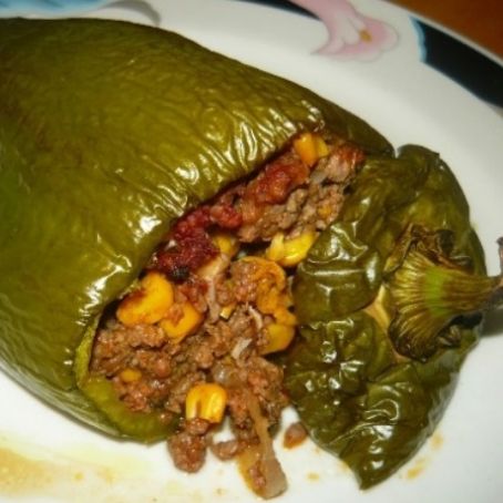 Pimentão recheado com carne moída