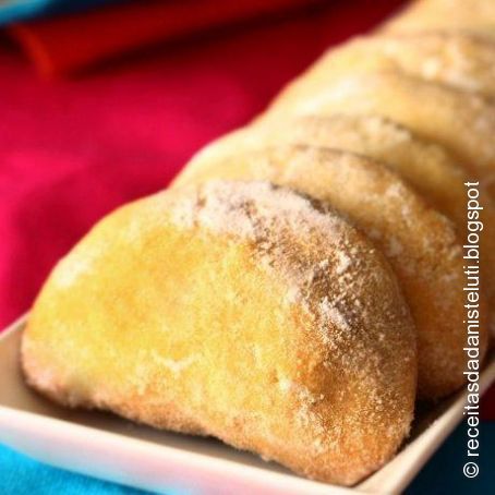 Pastelzinho assado com massa de ricota