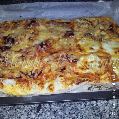 Pizza caseira cá de casa