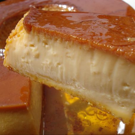 Pudim cremoso sem furinhos