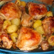 Coxa de frango assada com batatas