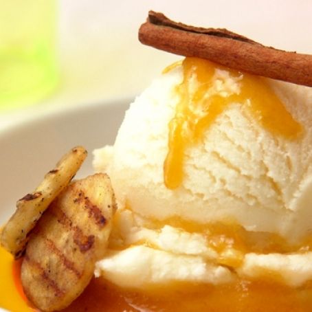 Banana grelhada com sorvete
