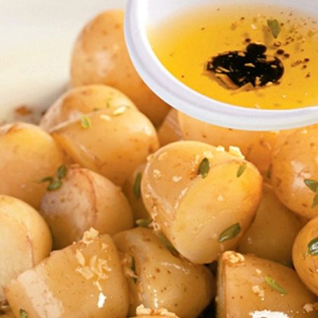 Petisco de Batatinha com Manjericão Seco