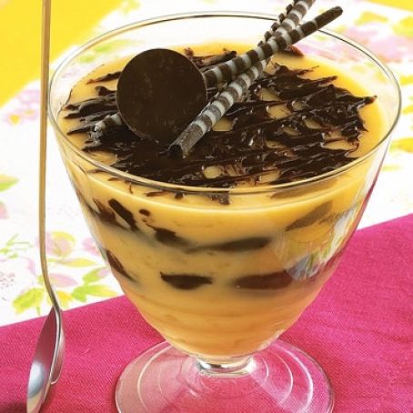 Gelado de abacaxi com chocolate