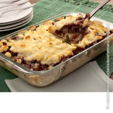 Gratinado de Aipim e Carne Seca