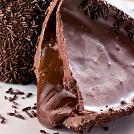 Ovo de Brigadeiro
