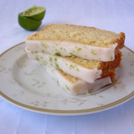 Bolo simples de limão