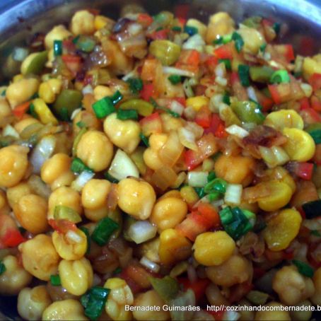 Salada de grão de bico