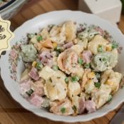 Salada de Macarrão com Queijo e Presunto