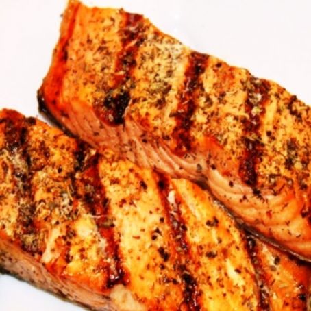 Tranche de Saumon Aux Herbes avec Epinards à la crème