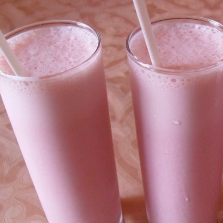 Batida de Morango com Champagne