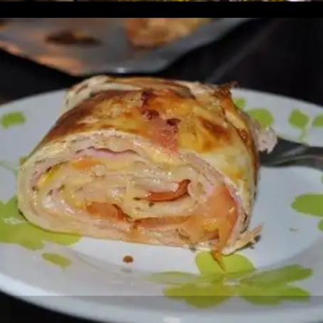 Rocambole de massa de pastel MJ