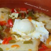 Sopas de Tomate com ovos escalfados