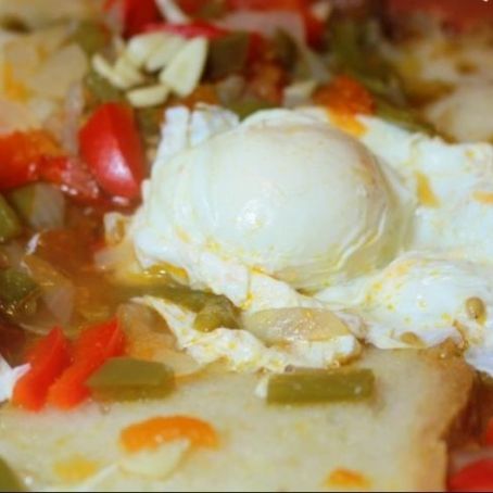 Sopas de Tomate com Ovos Escalfados